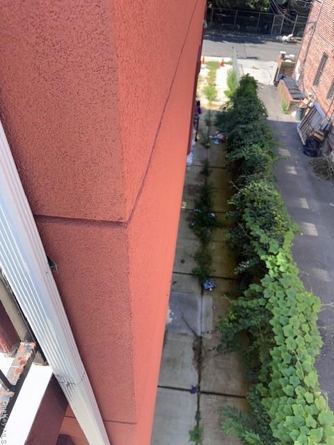 Single Family Mcbride Queens, NY 11691, MLS-909675-21