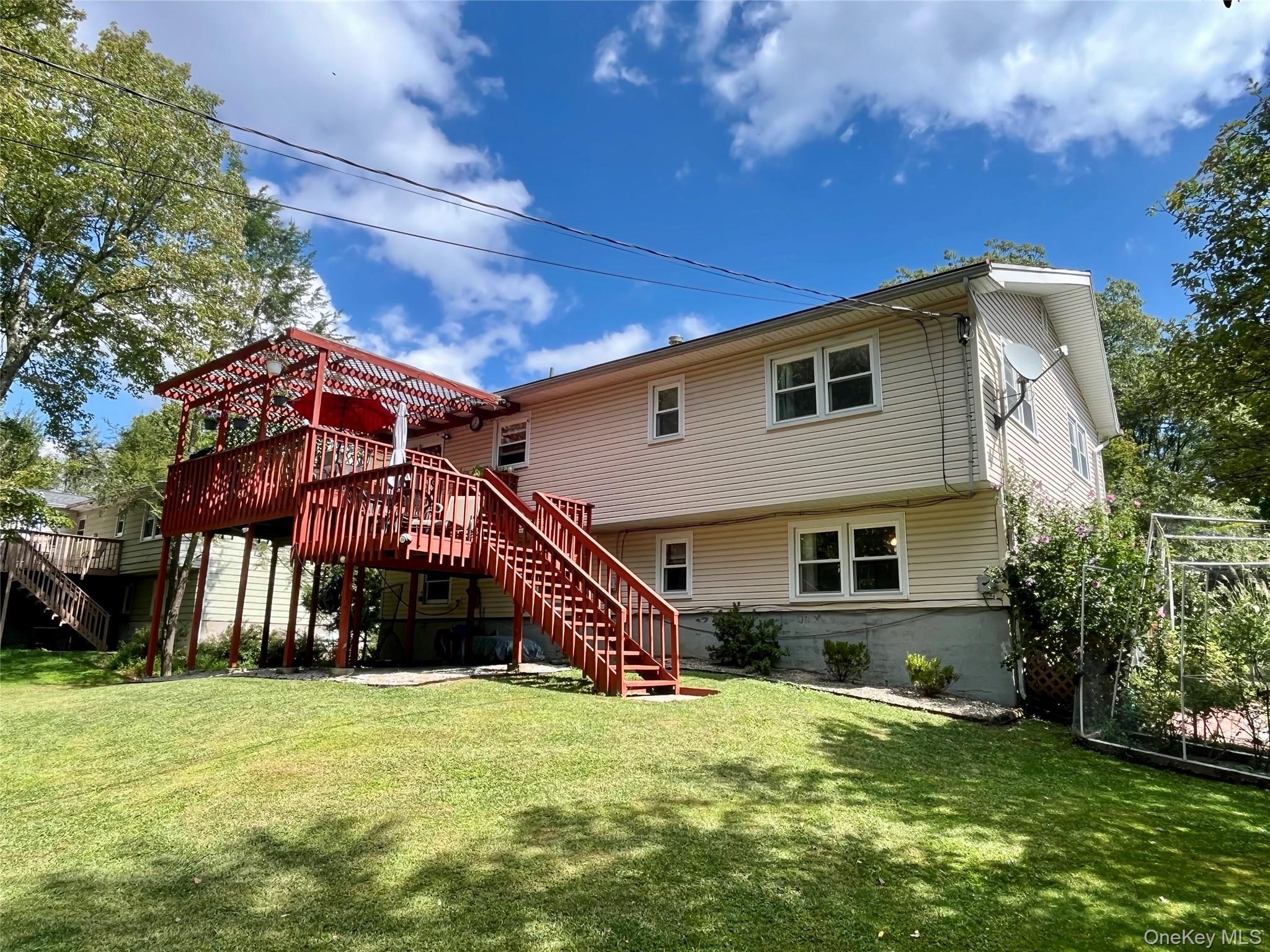 Single Family Island View Orange County, NY 10950, MLS-909689-12