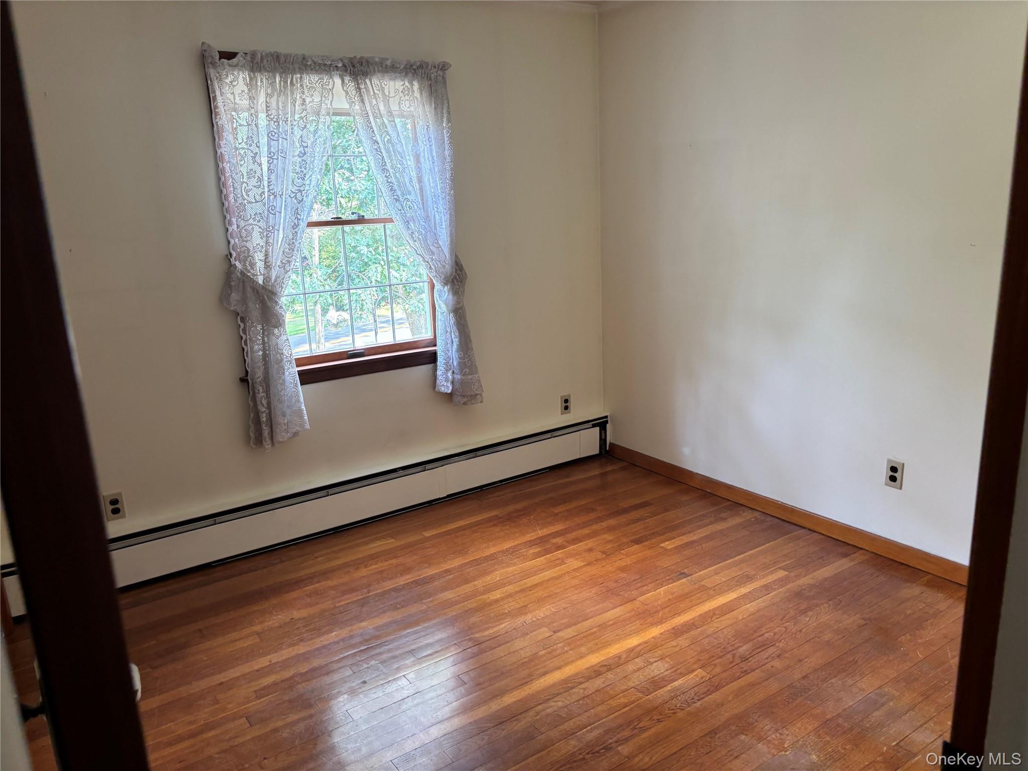 Single Family Rocklein  Suffolk County, NY 11792, MLS-909711-9