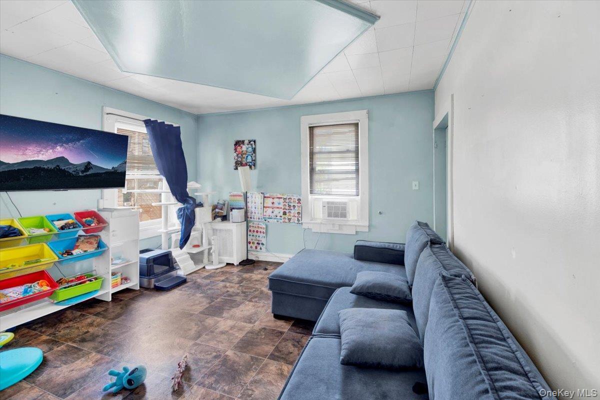 Single Family Havemeyer  Bronx, NY 10462, MLS-909734-20