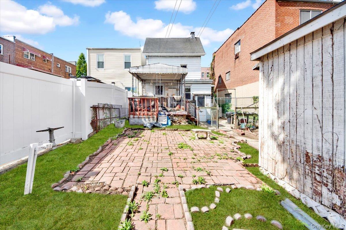 Single Family Havemeyer  Bronx, NY 10462, MLS-909734-24