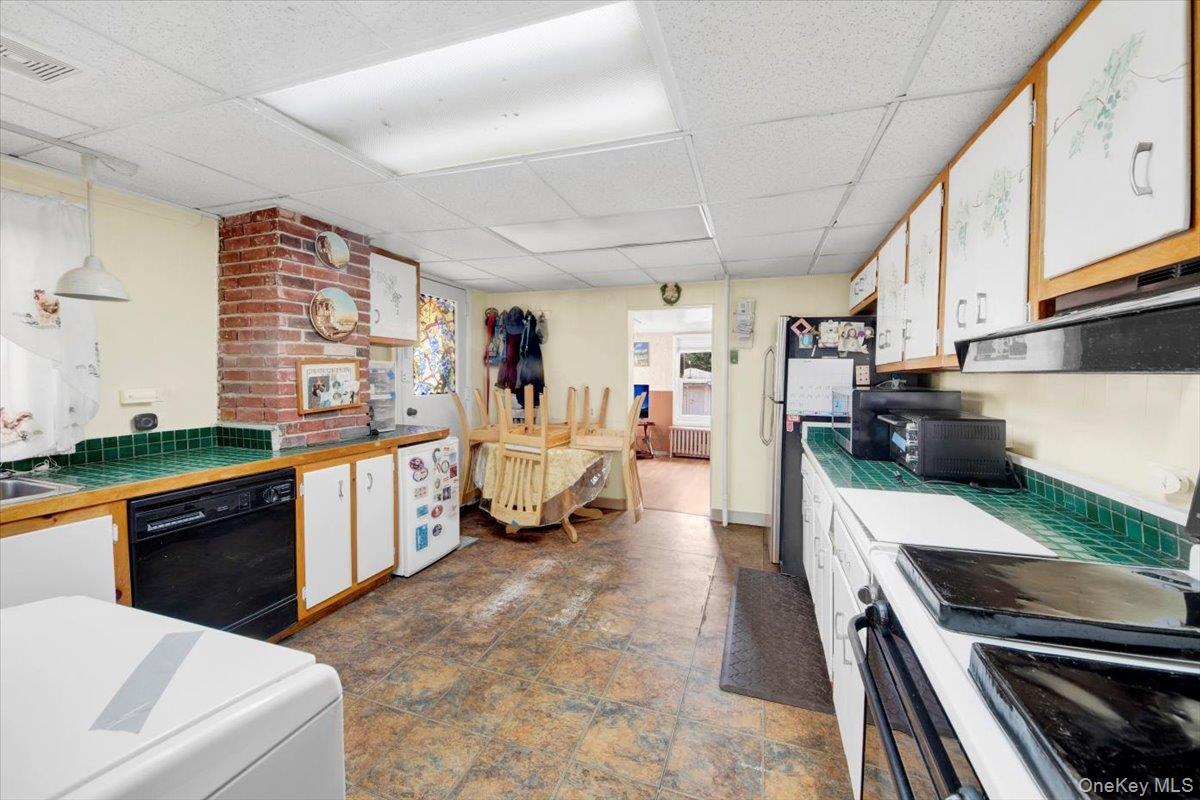 Single Family Havemeyer  Bronx, NY 10462, MLS-909734-7