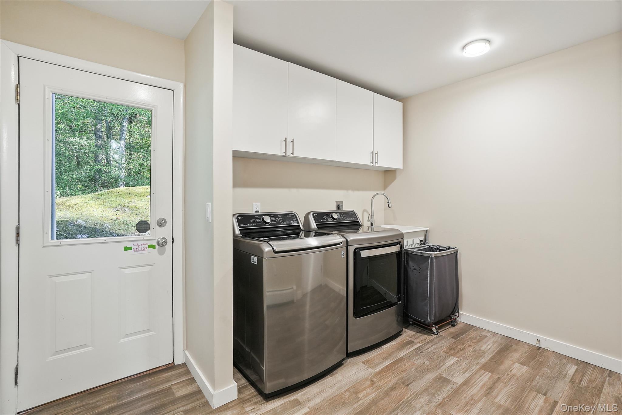 Single Family Mill River Westchester County, NY 10590, MLS-909759-22