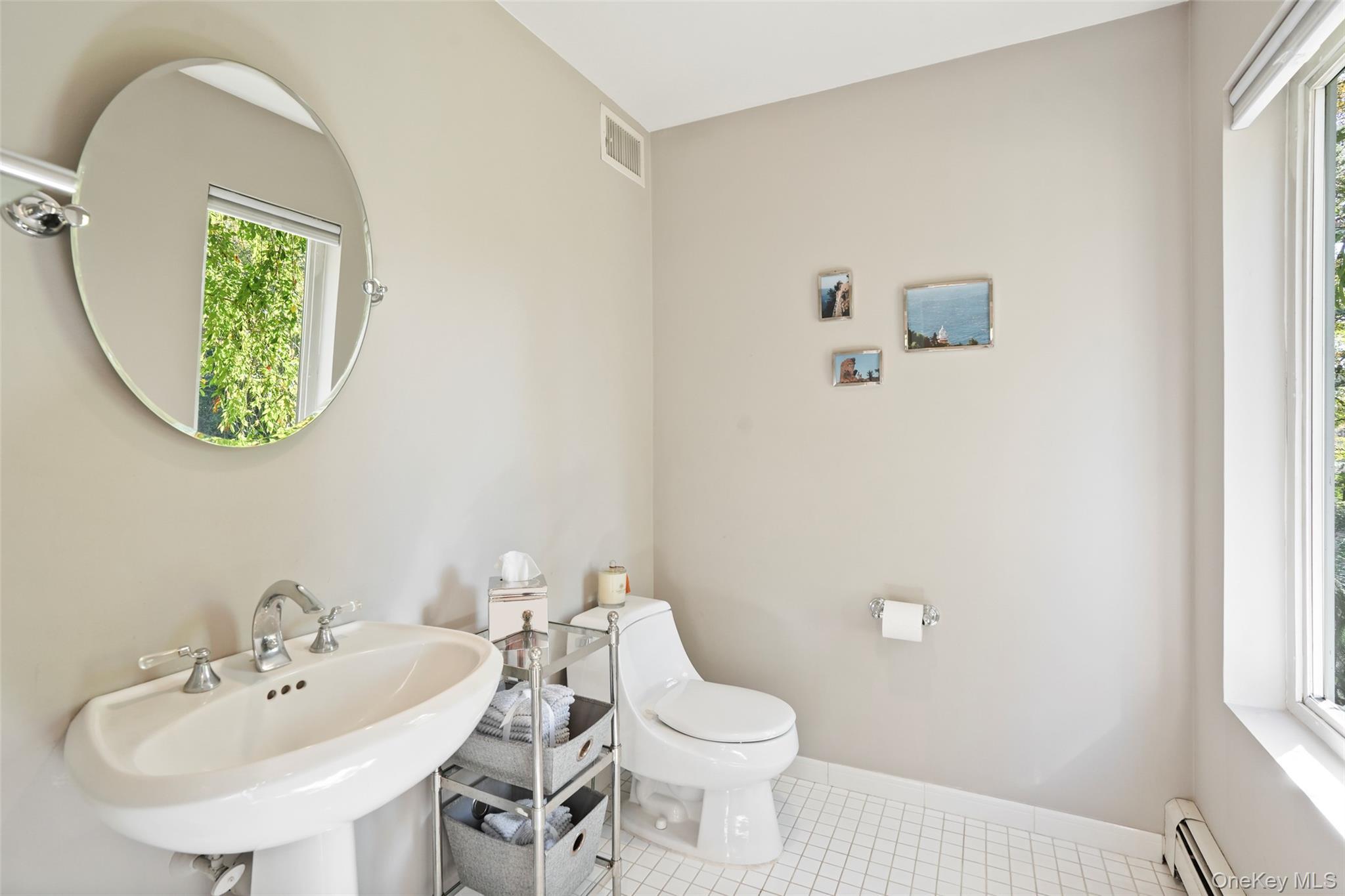 Single Family Mill River Westchester County, NY 10590, MLS-909759-23