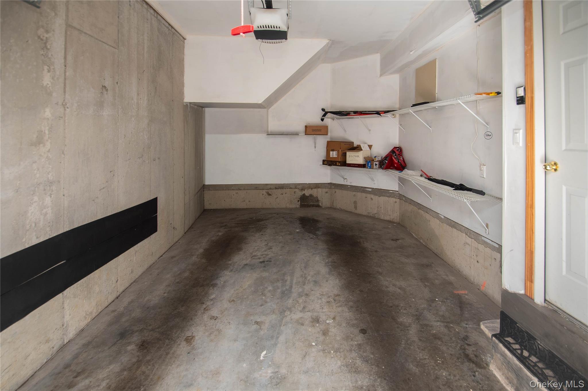 Condo Bridgeview  Dutchess County, NY 12601, MLS-909762-24