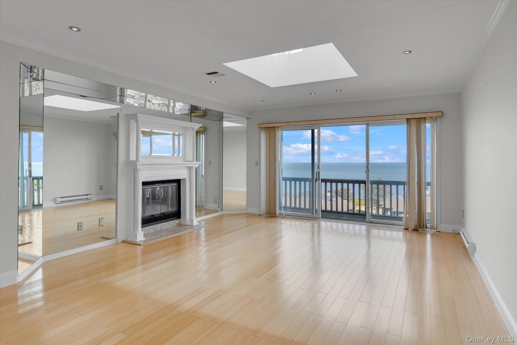 Condo Fox Hill  Suffolk County, NY 11933, MLS-909779-4