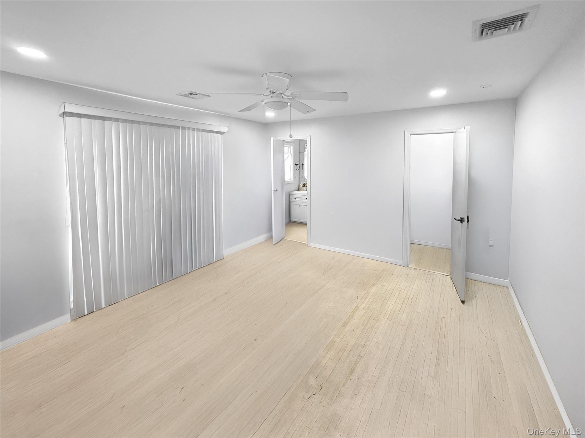 Single Family Empire Nassau County, NY 11558, MLS-909812-14