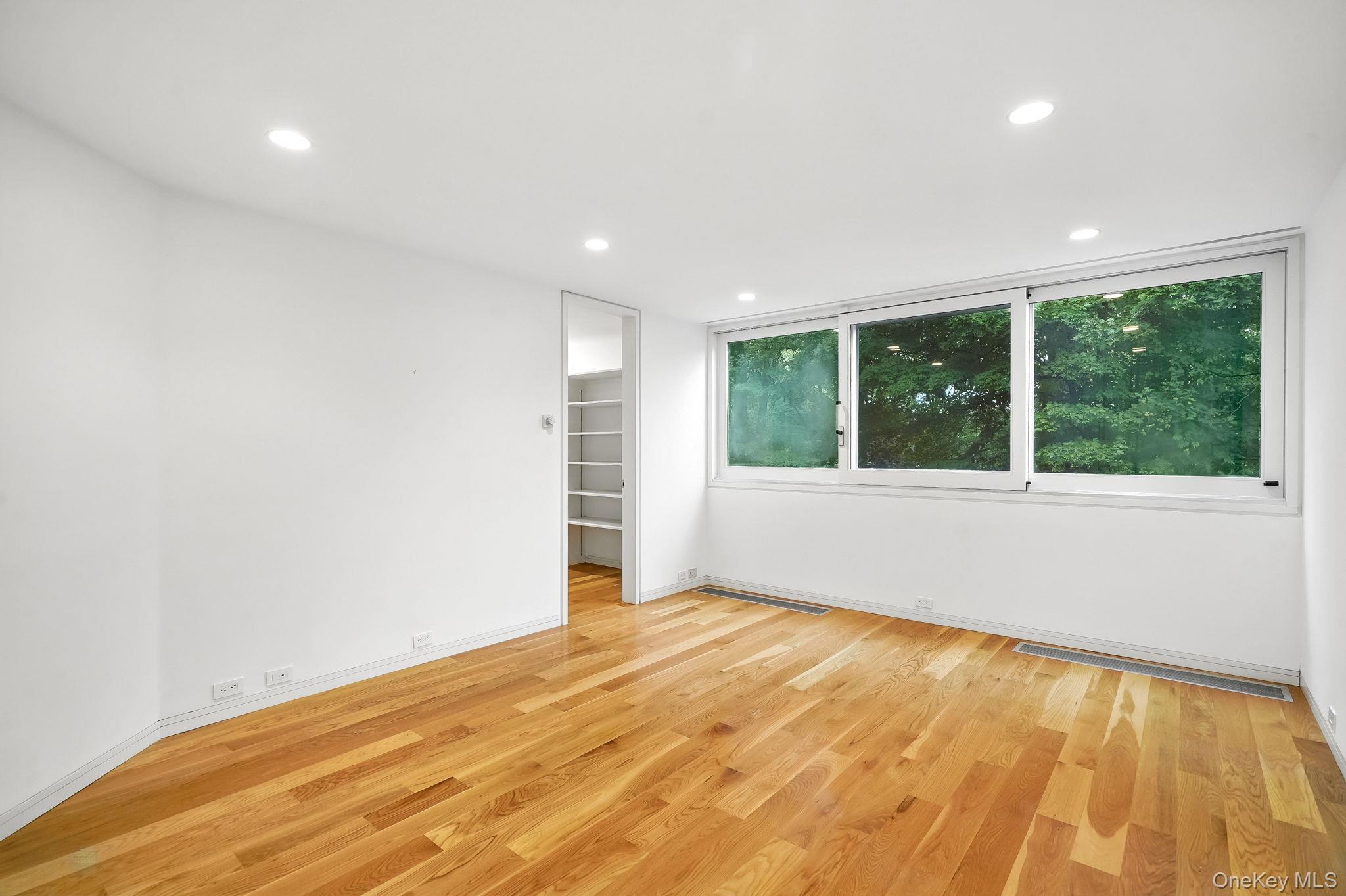 Single Family Bessel Westchester County, NY 10514, MLS-909816-28