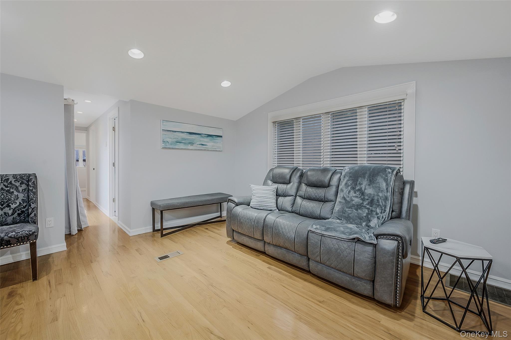 Single Family Osborne  Suffolk County, NY 11901, MLS-909831-8