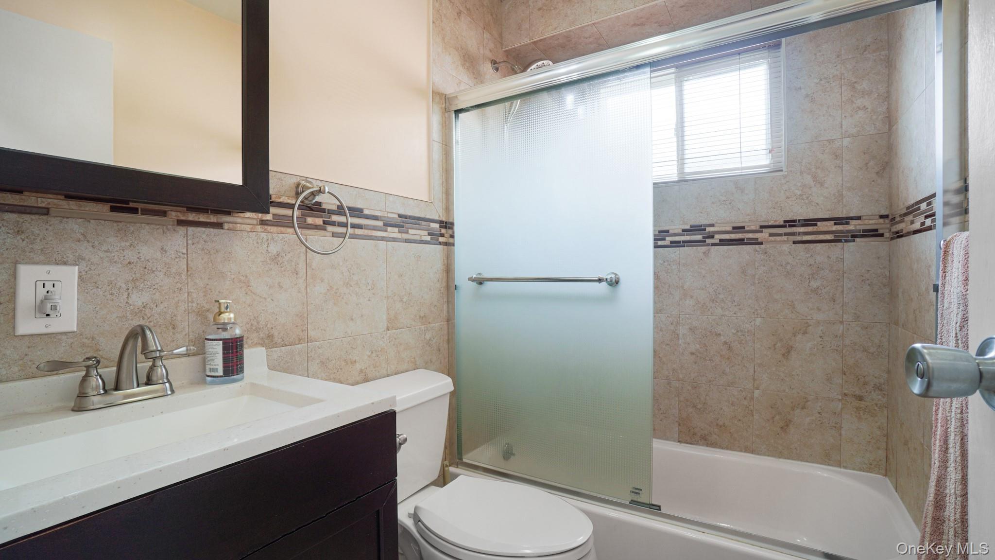 Single Family Sheldon Staten Island, NY 10309, MLS-909833-19