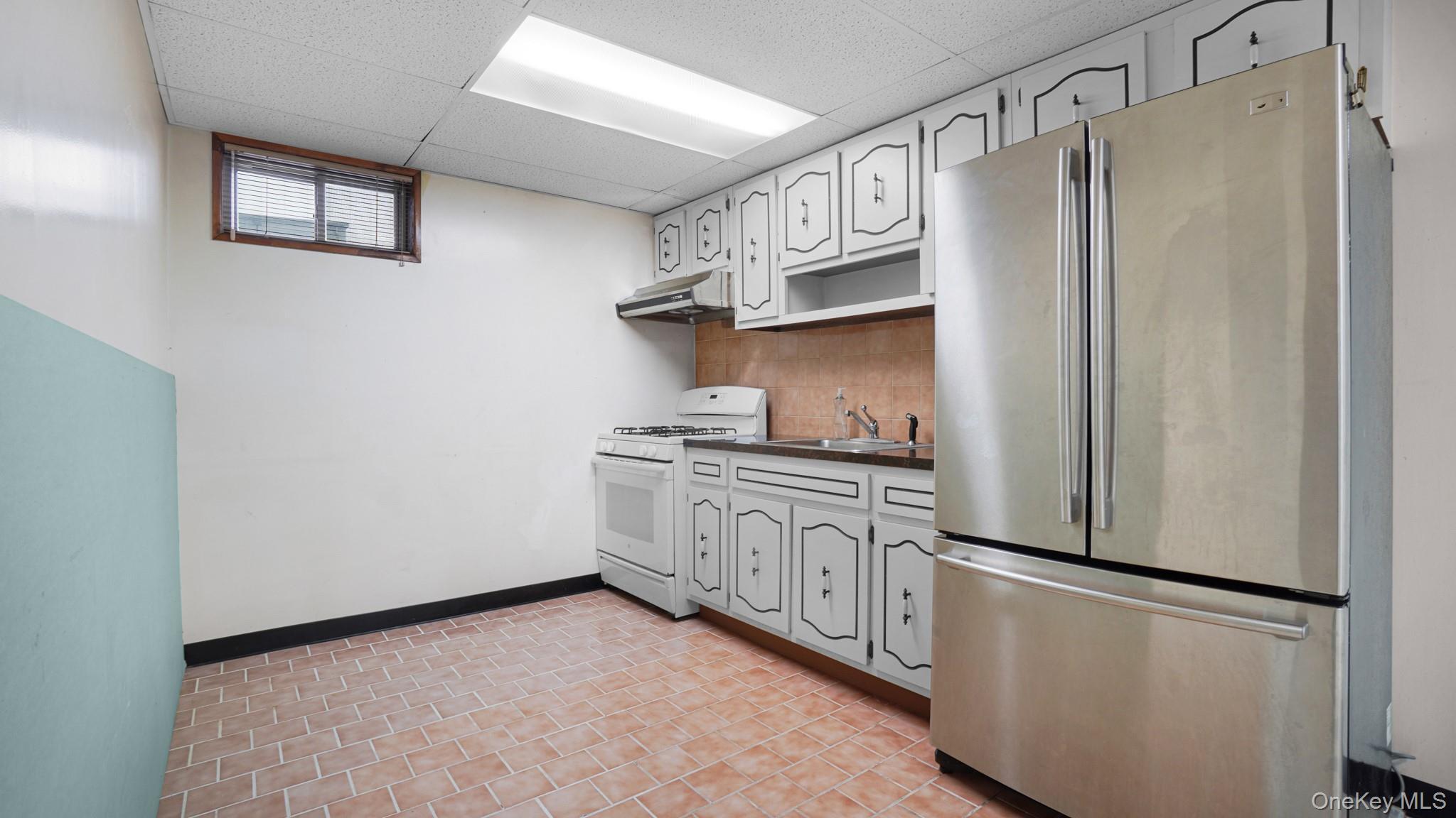 Single Family Sheldon Staten Island, NY 10309, MLS-909833-28