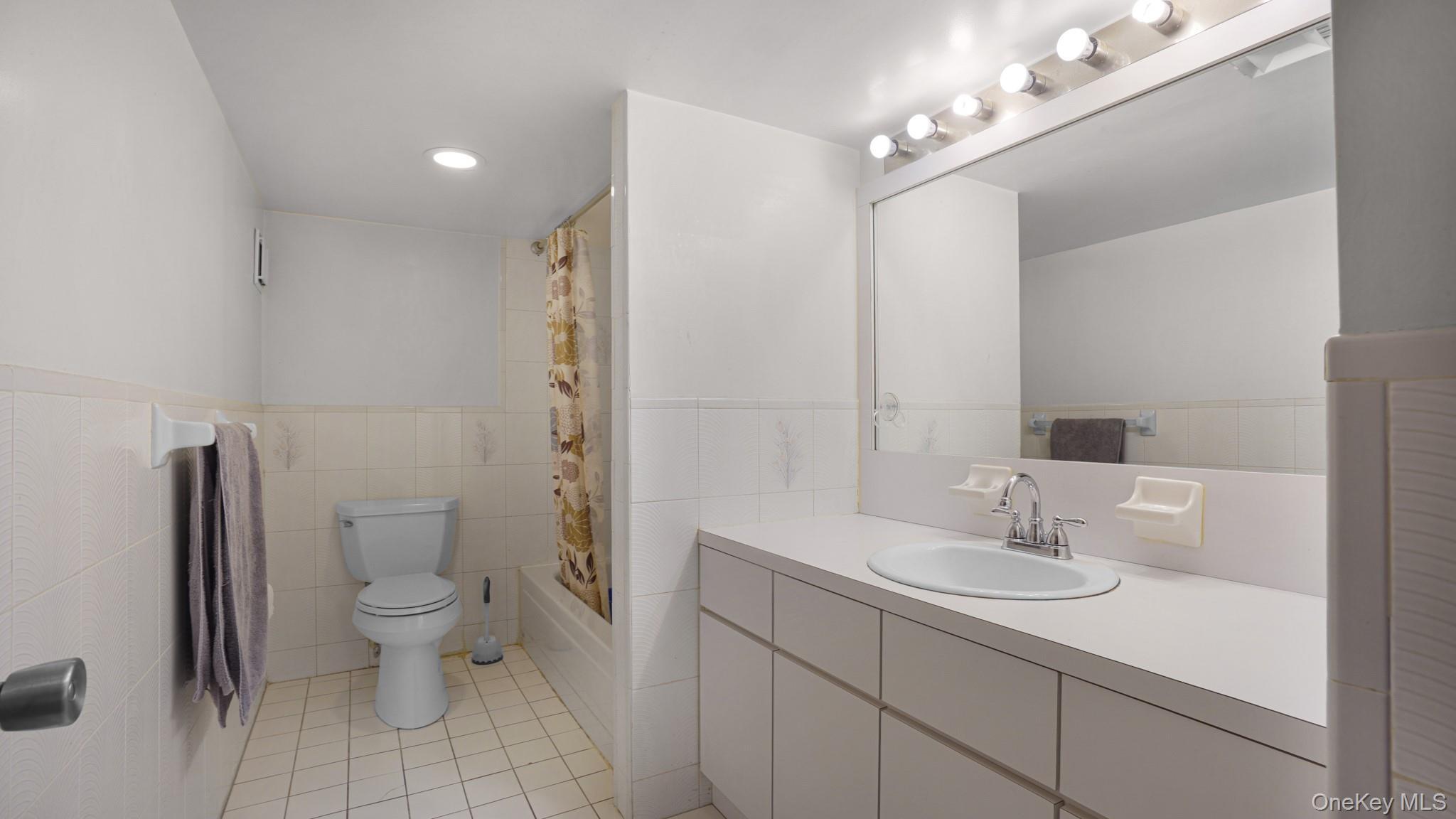 Single Family Sheldon Staten Island, NY 10309, MLS-909833-31