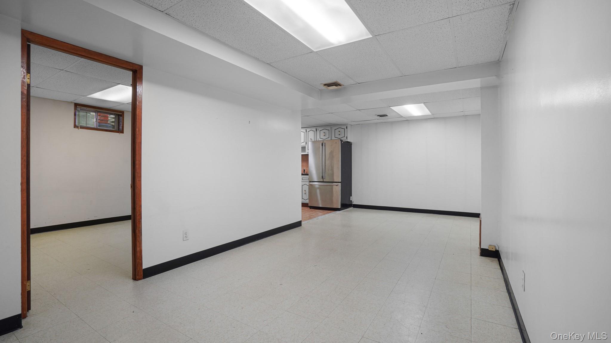 Single Family Sheldon Staten Island, NY 10309, MLS-909833-33