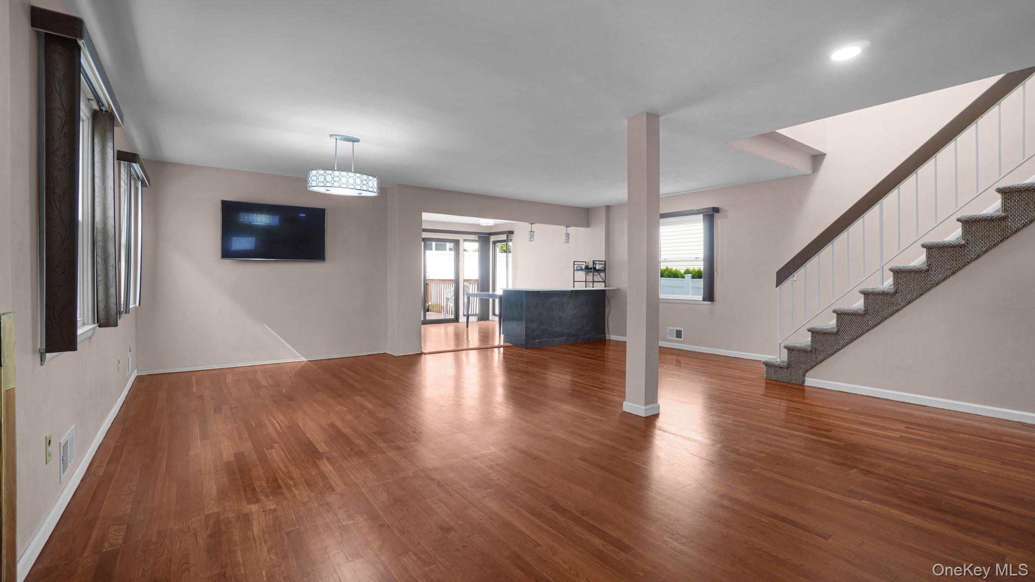 Single Family Sheldon Staten Island, NY 10309, MLS-909833-4