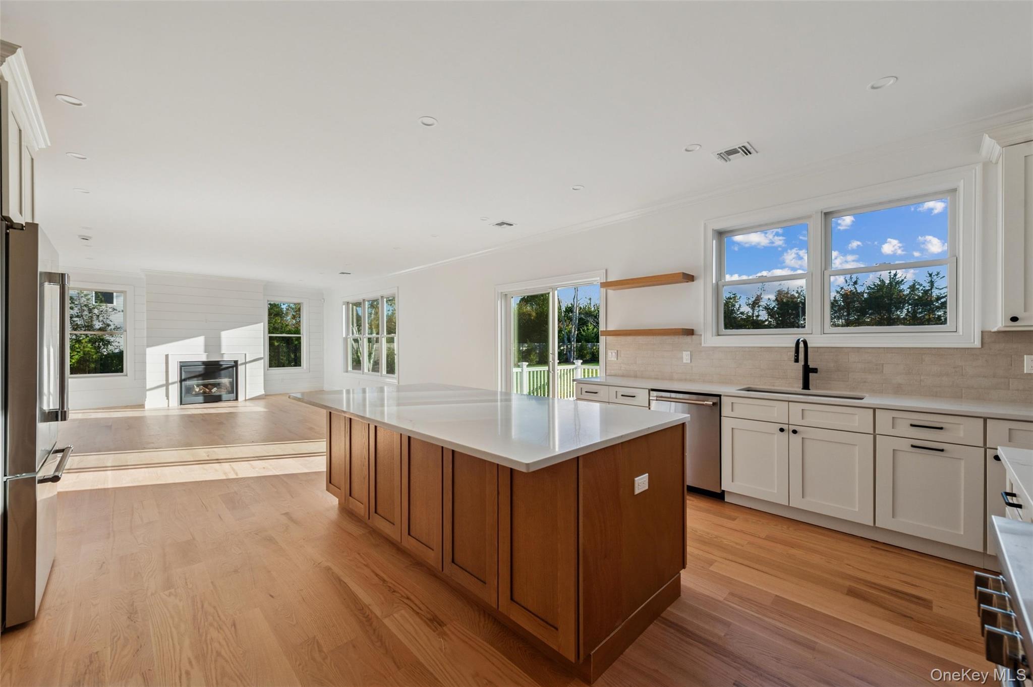 Single Family Bridge Suffolk County, NY 11935, MLS-909841-16