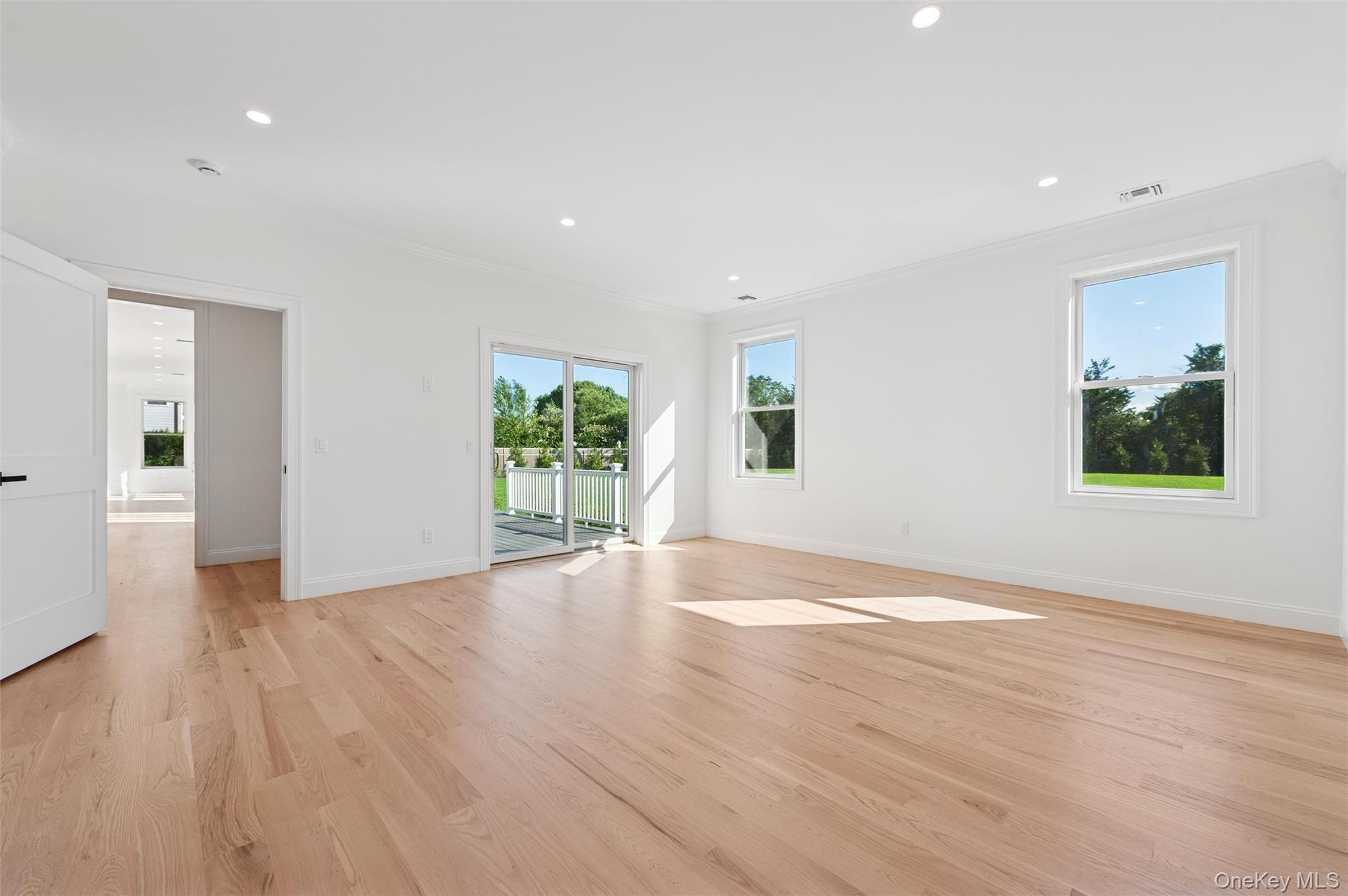 Single Family Bridge Suffolk County, NY 11935, MLS-909841-22