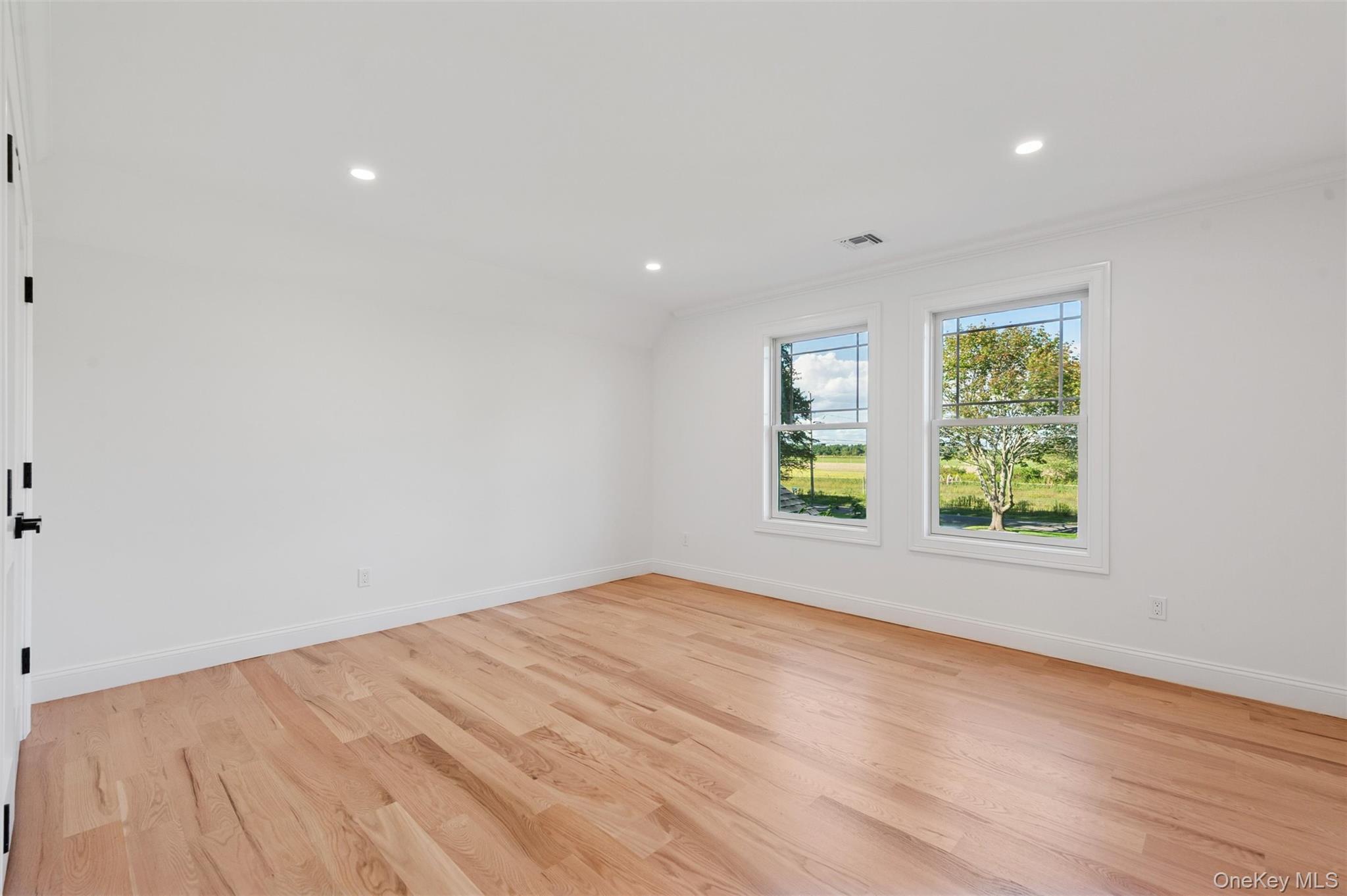 Single Family Bridge Suffolk County, NY 11935, MLS-909841-30