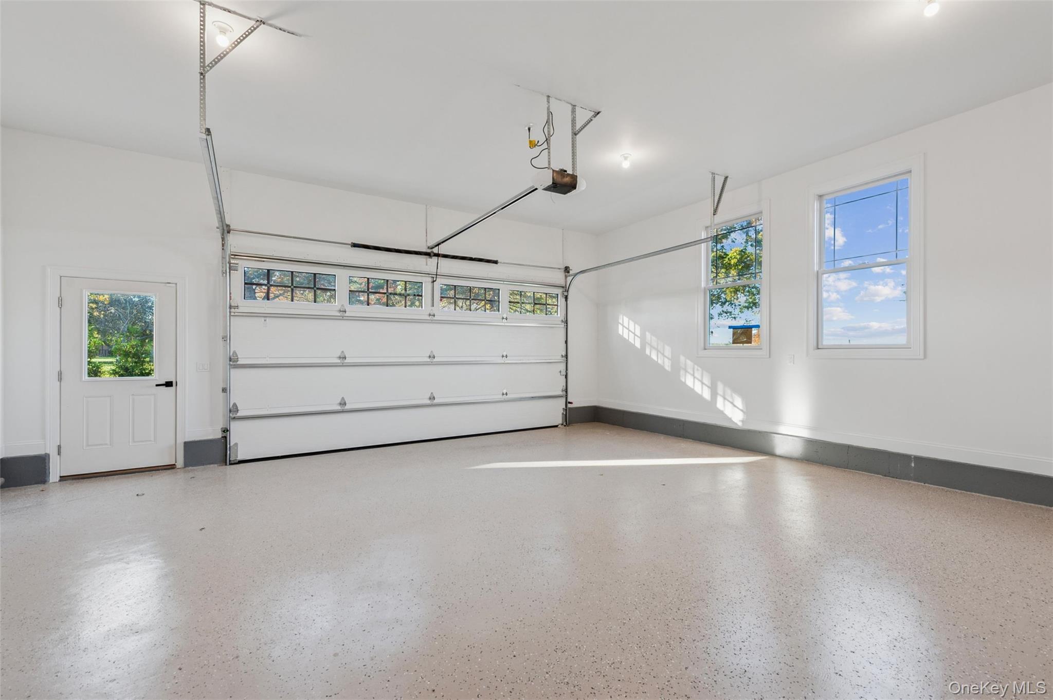 Single Family Bridge Suffolk County, NY 11935, MLS-909841-37