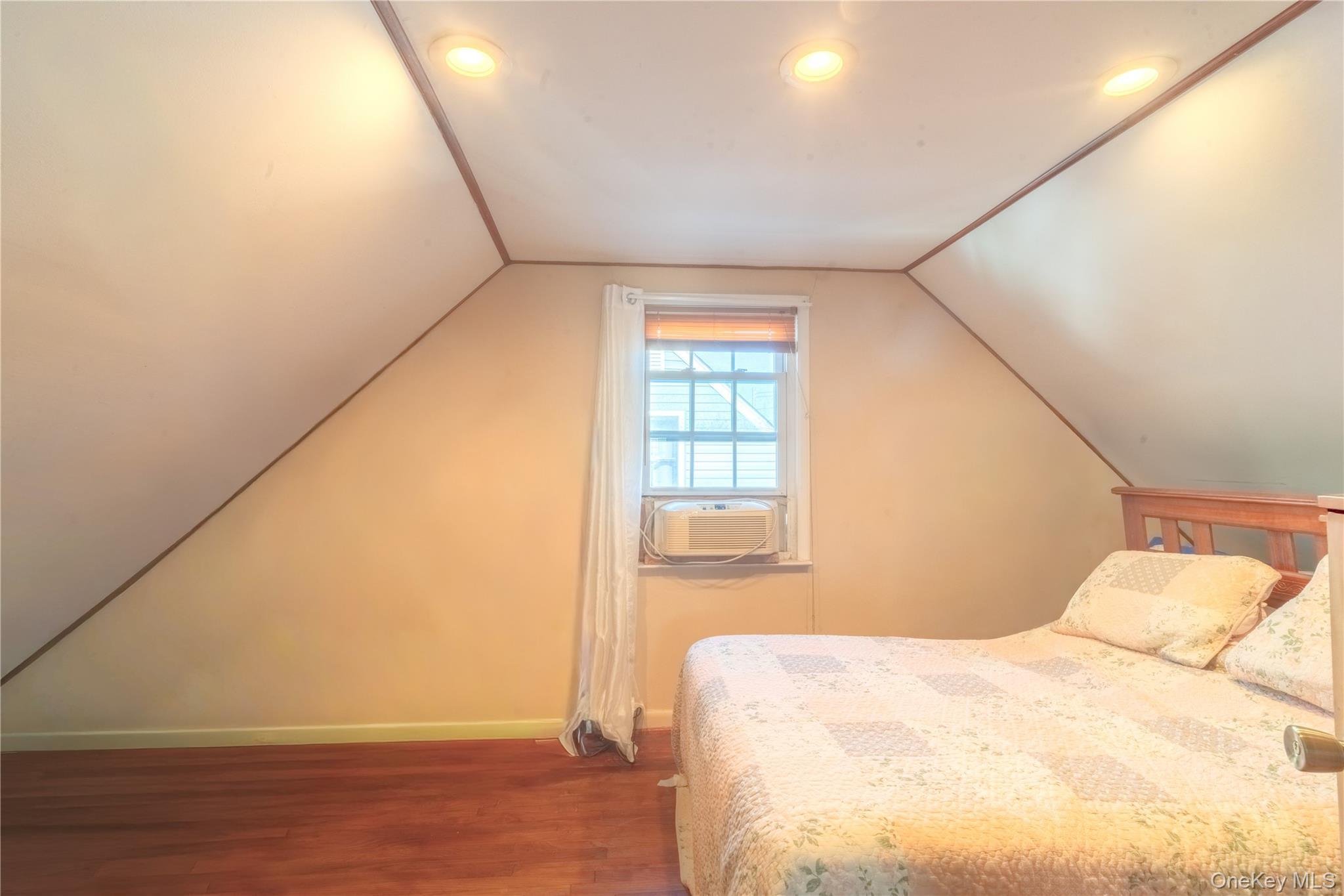 Single Family Peninsula Nassau County, NY 11581, MLS-909847-14