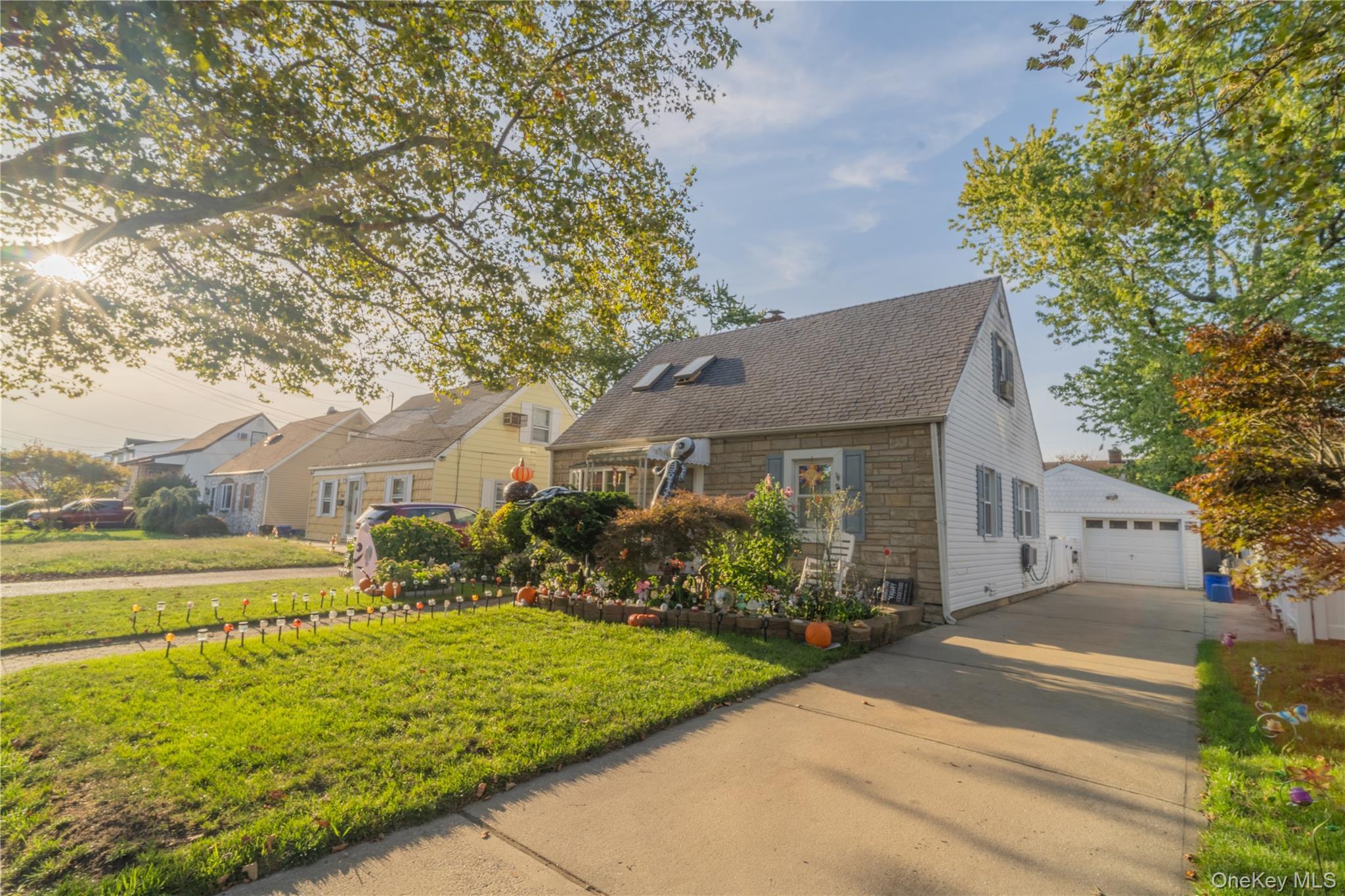 Single Family Peninsula Nassau County, NY 11581, MLS-909847-2