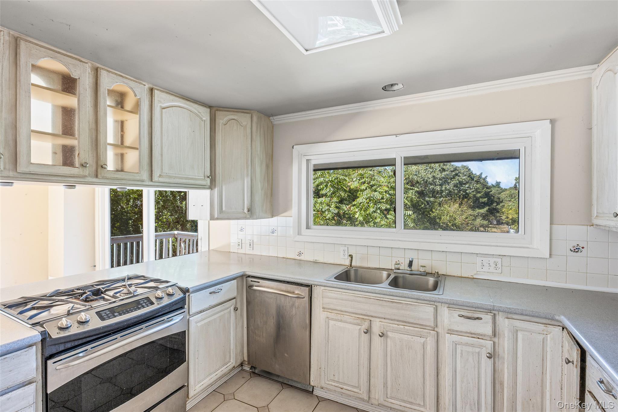 Single Family Beach Plum  Suffolk County, NY 11768, MLS-909851-16