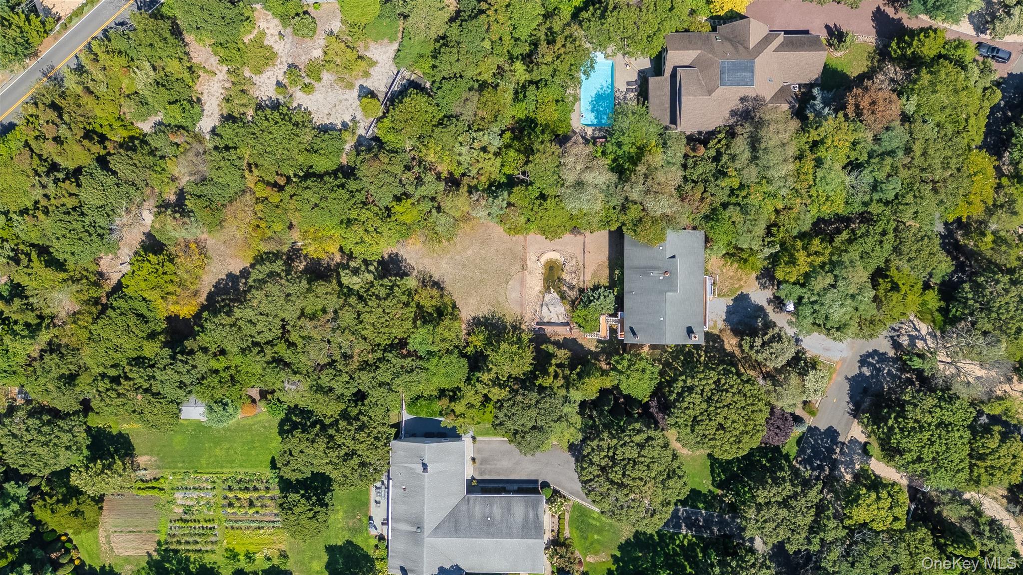 Single Family Beach Plum  Suffolk County, NY 11768, MLS-909851-37