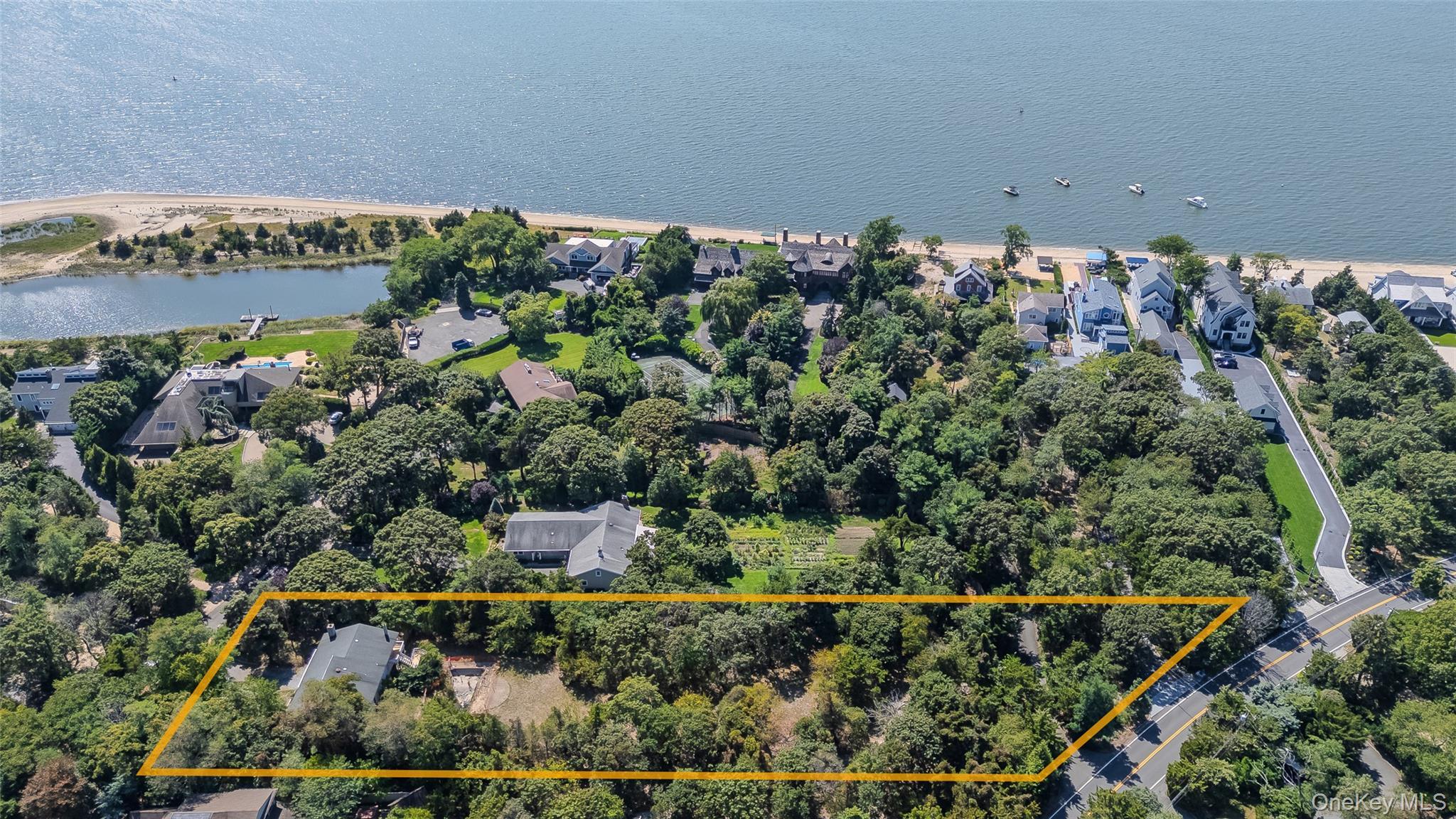 Single Family Beach Plum  Suffolk County, NY 11768, MLS-909851-43