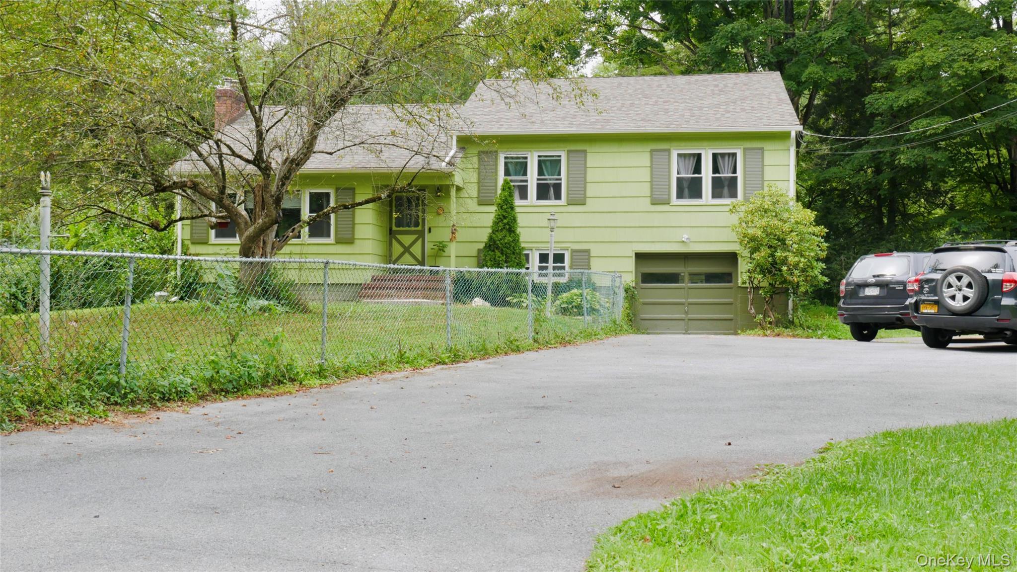 Single Family Cardinal Rd Dutchess County, NY 12538, MLS-909852-2