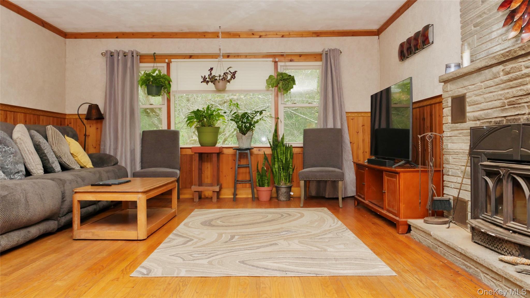 Single Family Cardinal Rd Dutchess County, NY 12538, MLS-909852-8