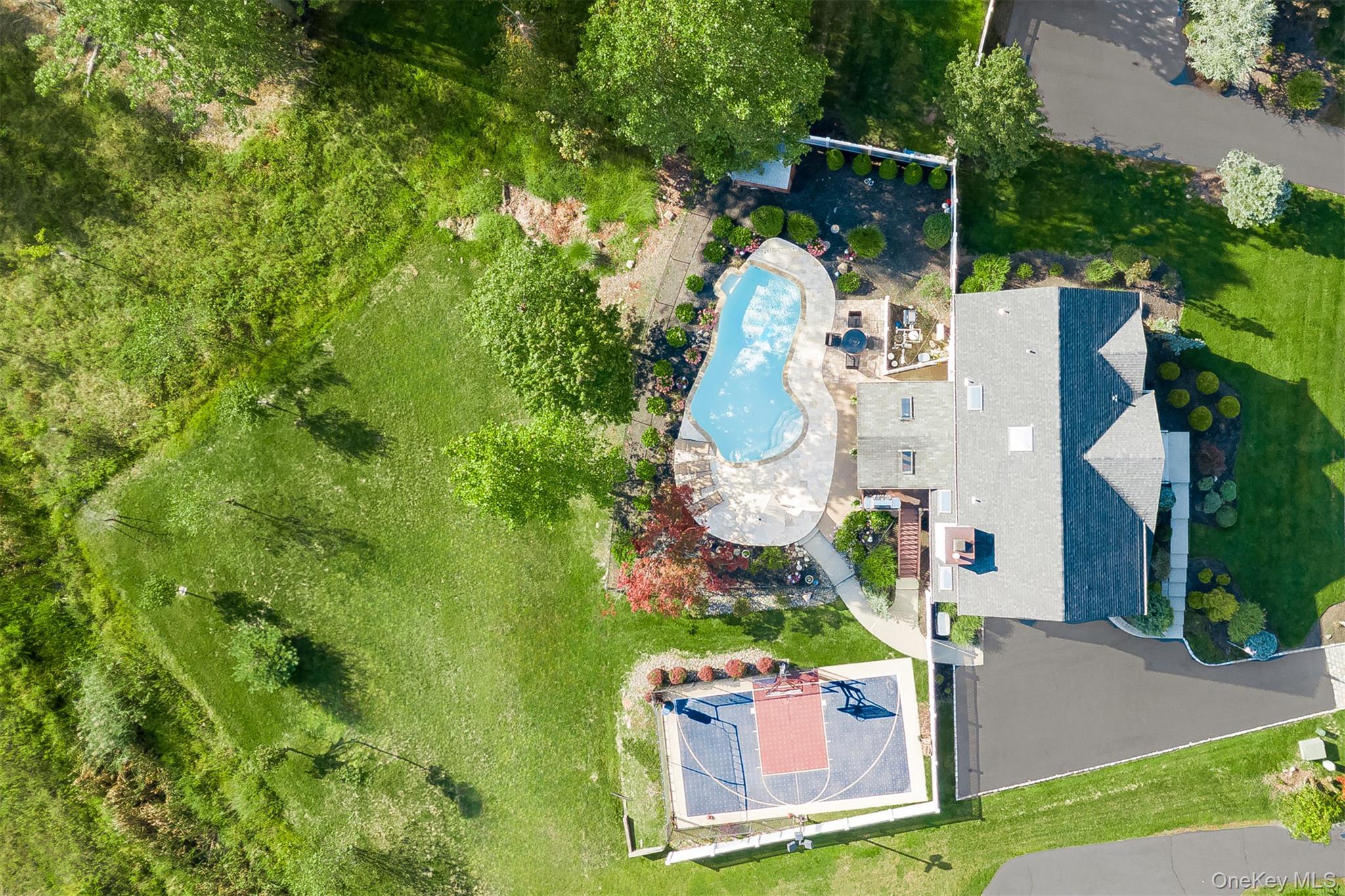 Single Family Cranford  Rockland County, NY 10956, MLS-909889-22