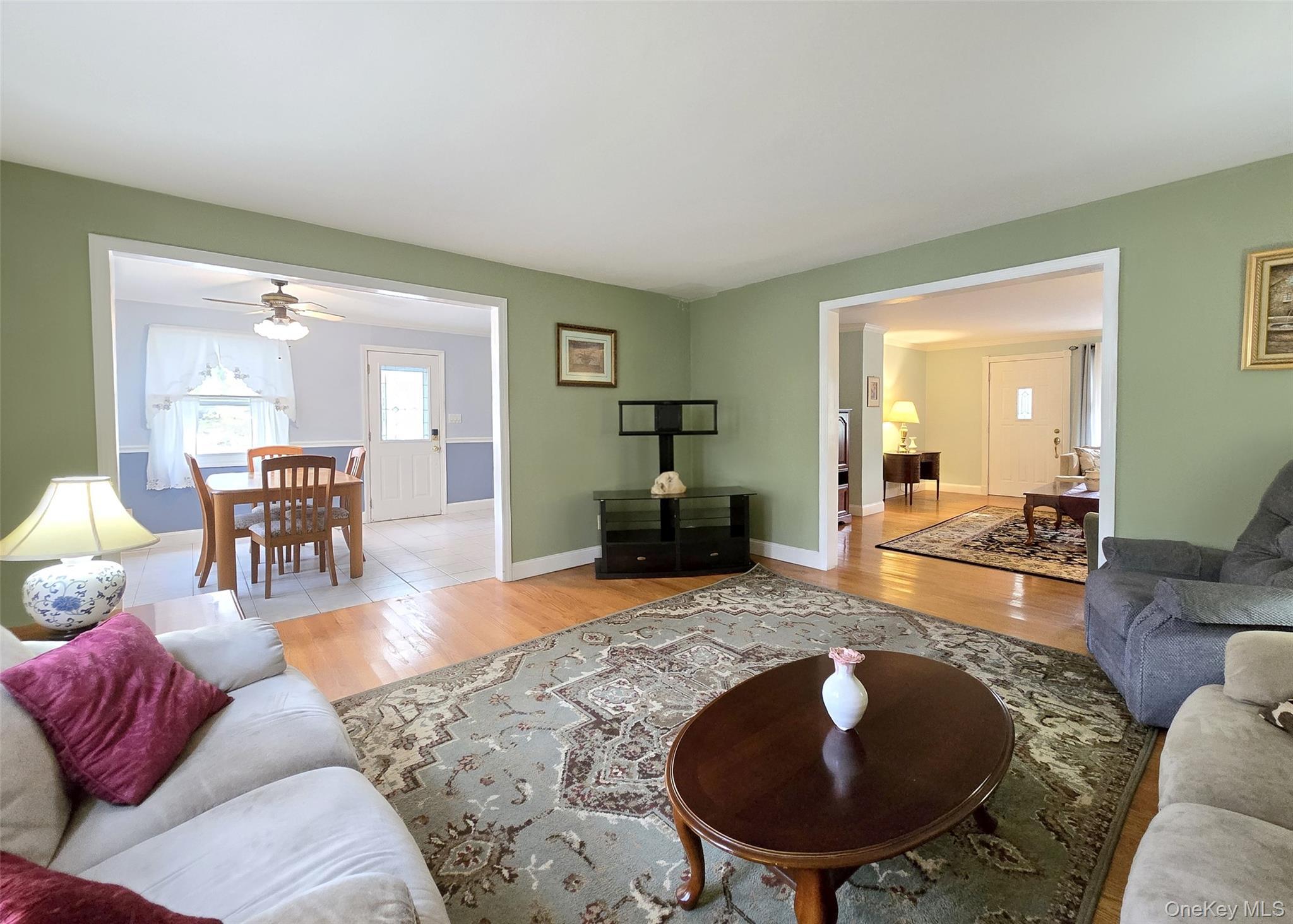 Single Family Pulaski  Suffolk County, NY 11754, MLS-909892-10