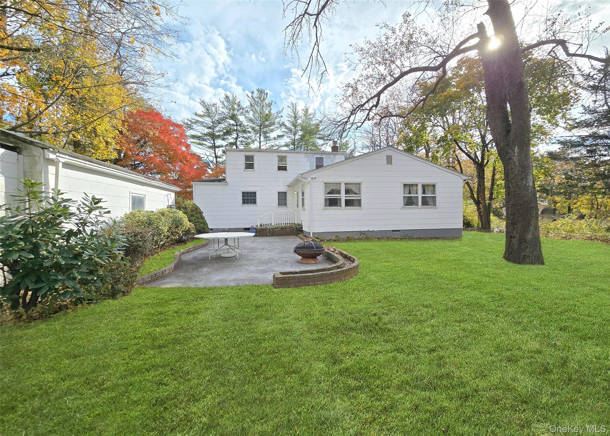 Single Family Pulaski  Suffolk County, NY 11754, MLS-909892-6