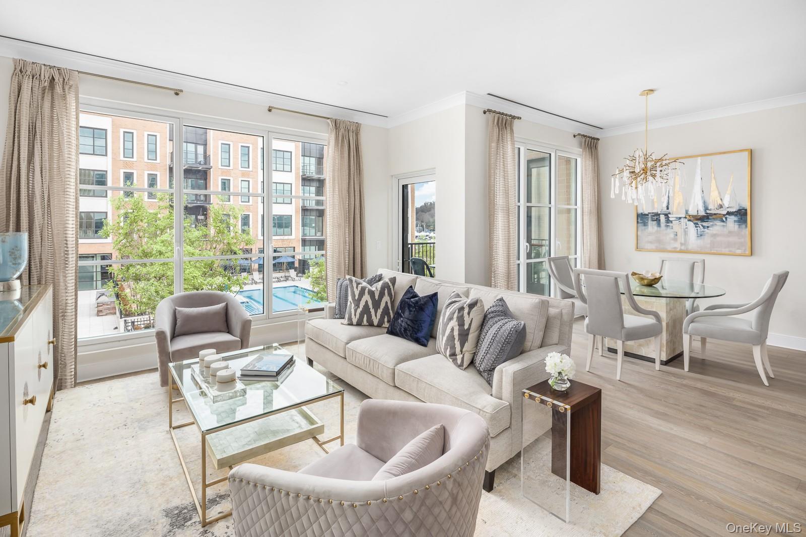 Condo Garvies Point  Nassau County, NY 11542, MLS-909905-3