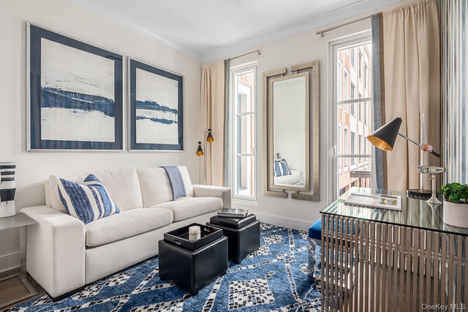 Condo Garvies Point  Nassau County, NY 11542, MLS-909905-8