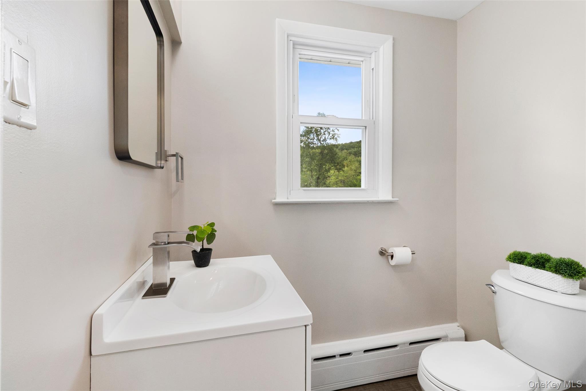 Single Family Harriman  Westchester County, NY 10549, MLS-909910-13