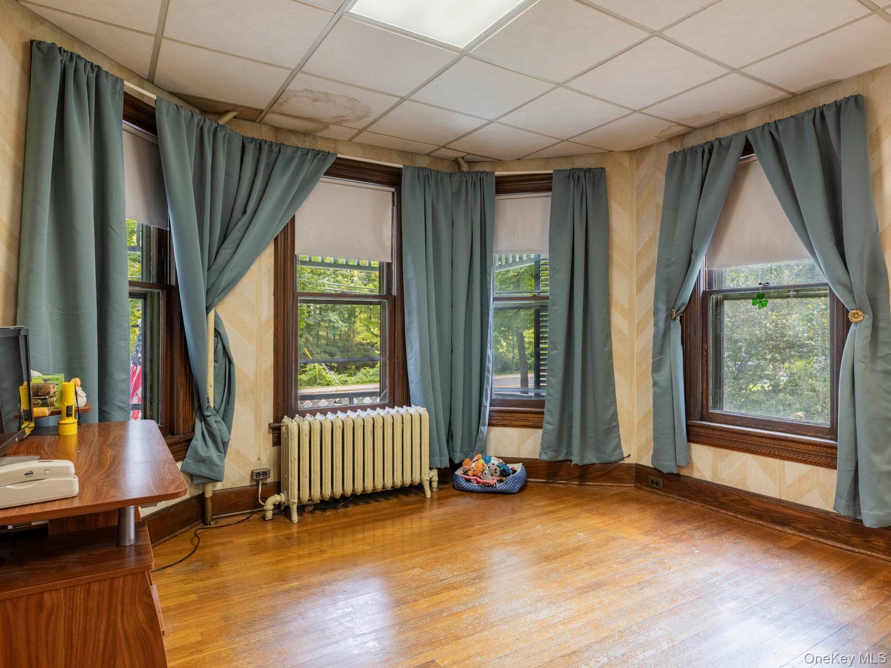 Single Family Vineyard  Ulster County, NY 12528, MLS-909938-11