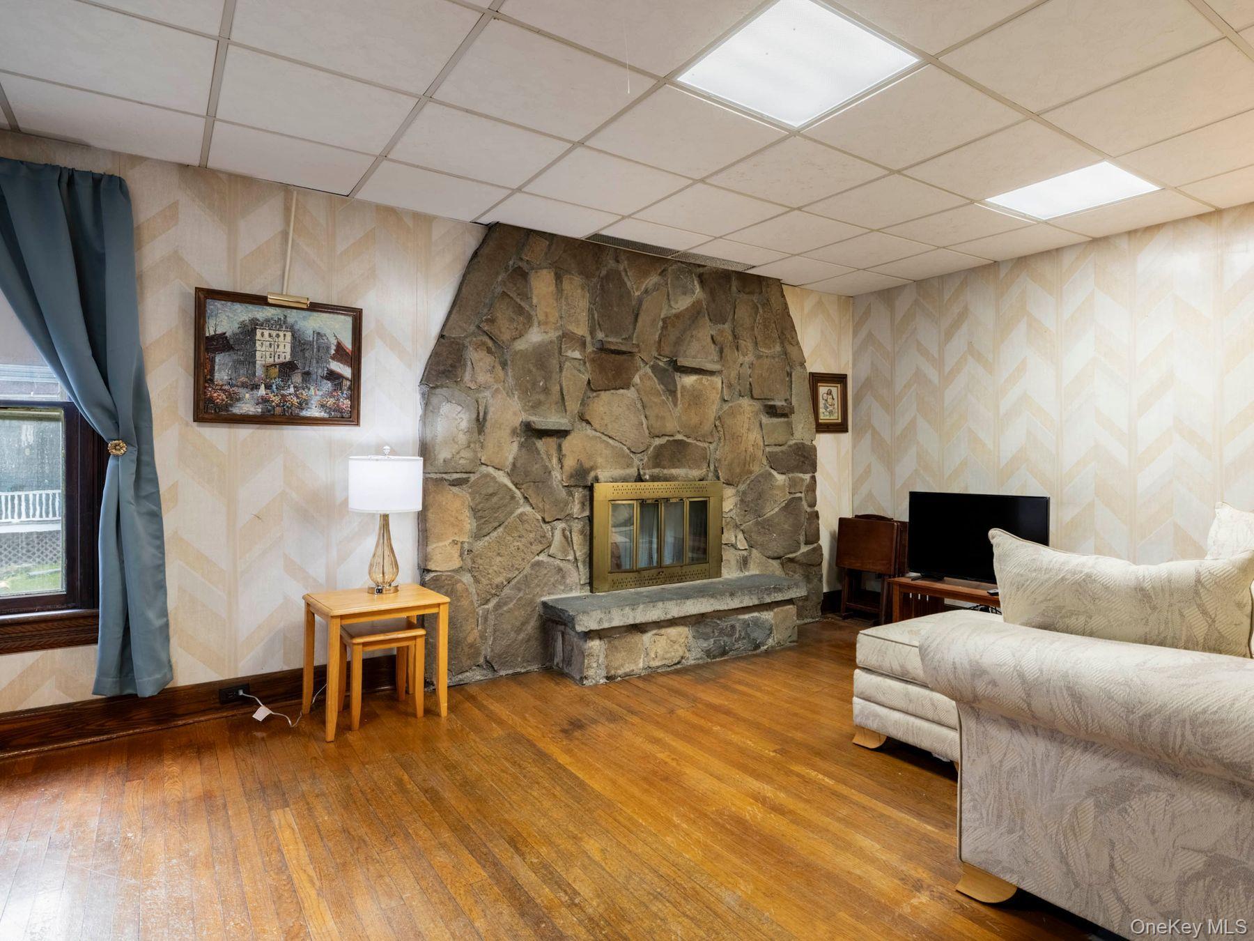 Single Family Vineyard  Ulster County, NY 12528, MLS-909938-8