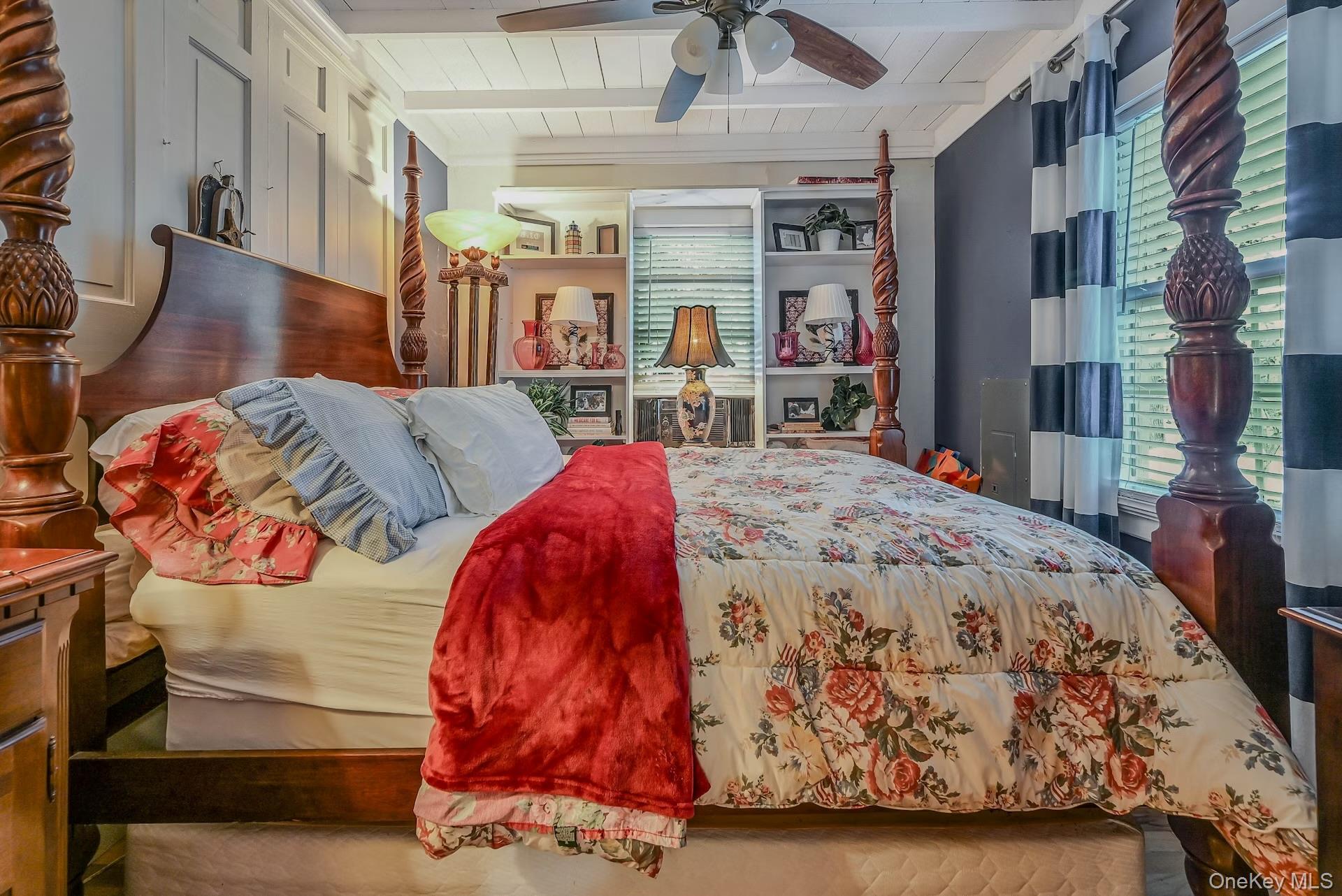 Single Family Beach  Suffolk County, NY 11792, MLS-909939-33