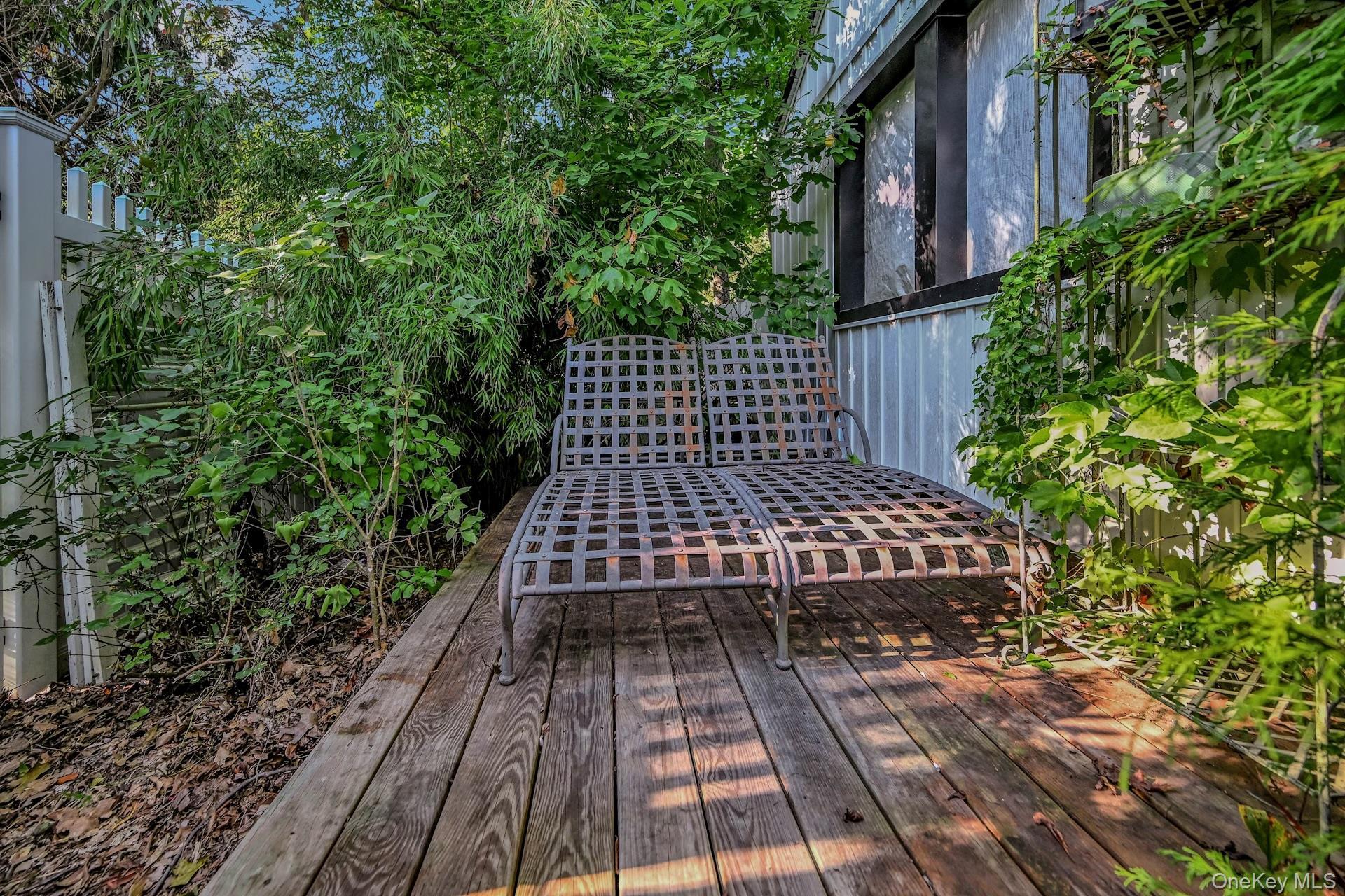 Single Family Beach  Suffolk County, NY 11792, MLS-909939-37