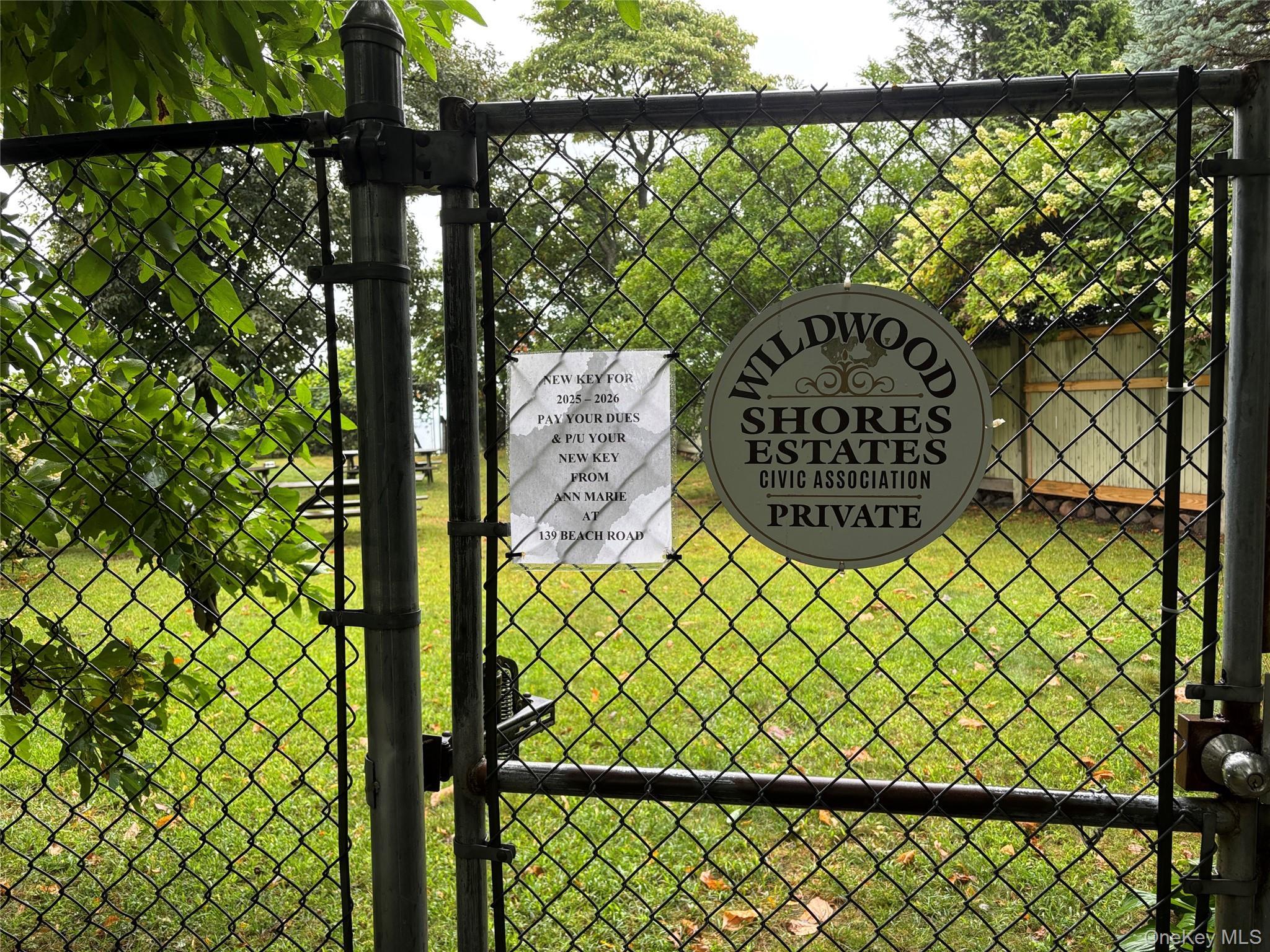 Single Family Beach  Suffolk County, NY 11792, MLS-909939-44