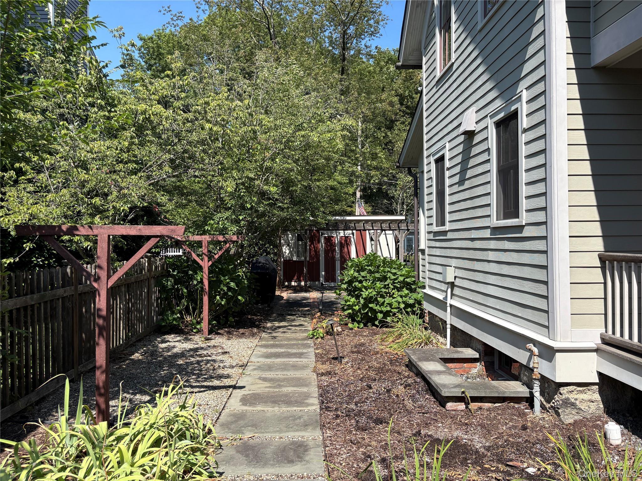 Single Family Rockland  Rockland County, NY 10931, MLS-909941-45