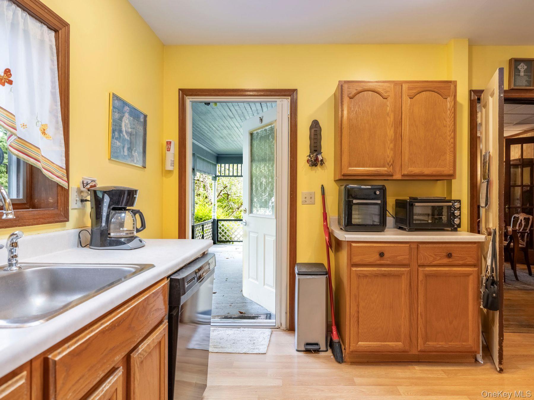 Single Family Vineyard  Ulster County, NY 12528, MLS-909943-21