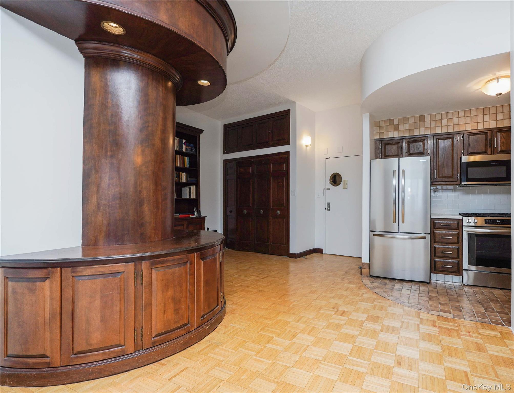 Coop Bay Street Landing Staten Island, NY 10301, MLS-909964-10