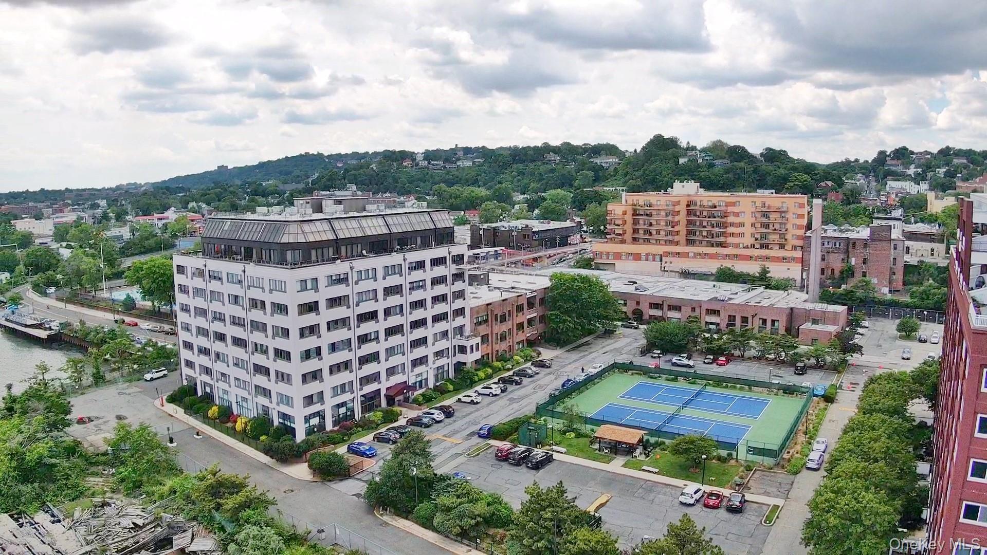 Coop Bay Street Landing Staten Island, NY 10301, MLS-909964-20