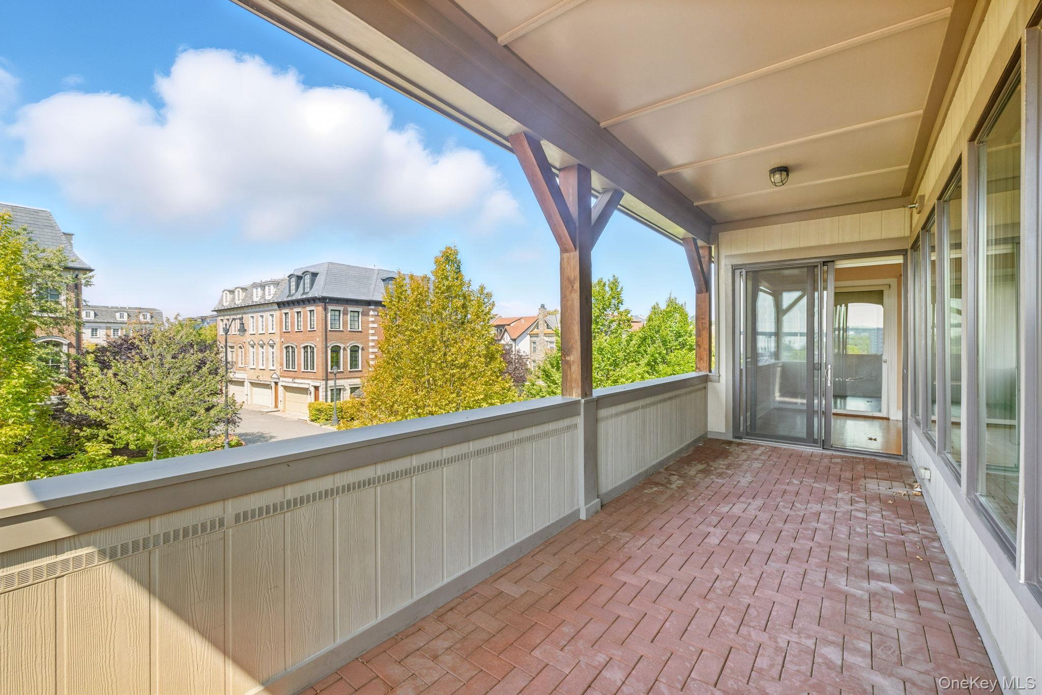 Condo Main  Westchester County, NY 10591, MLS-909991-10