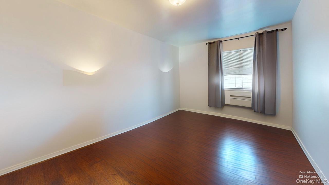 Condo Metropolitan  Queens, NY 11379, MLS-910001-5