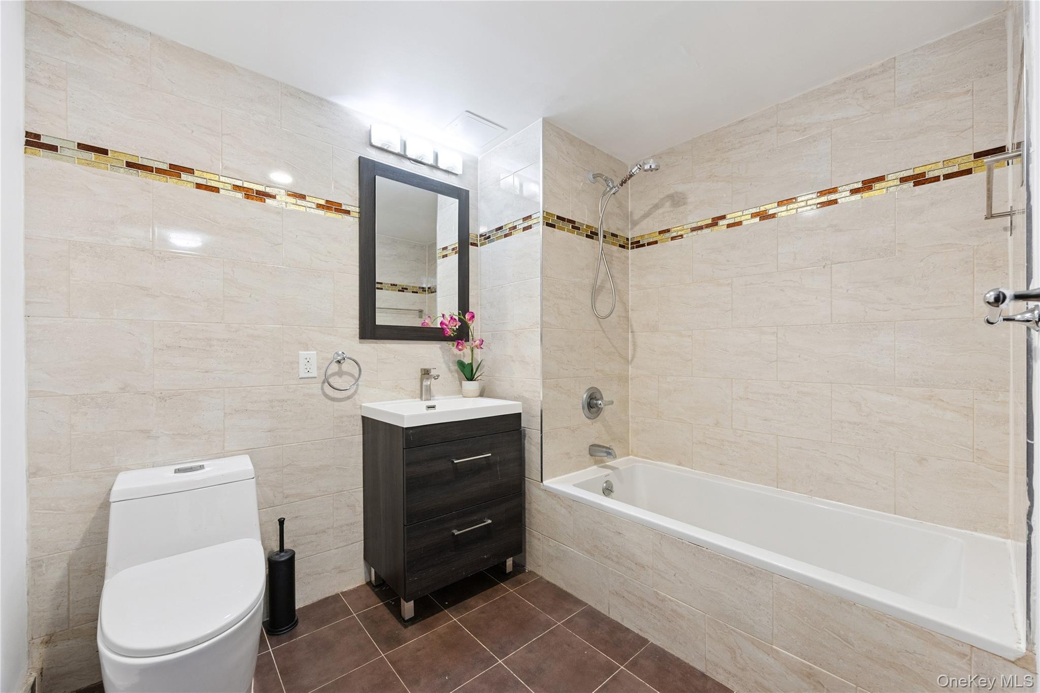 Condo 146  Queens, NY 11354, MLS-910008-14