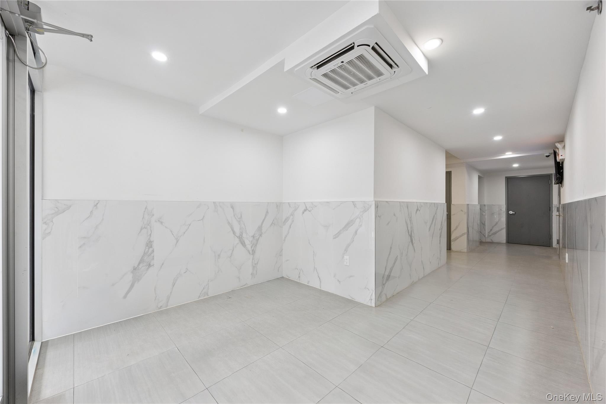 Condo 146  Queens, NY 11354, MLS-910008-18