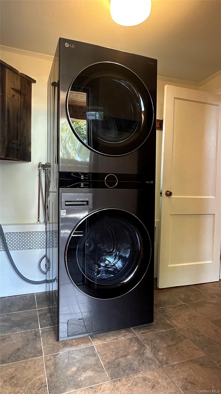 Single Family Main Ulster County, NY 12525, MLS-910012-13