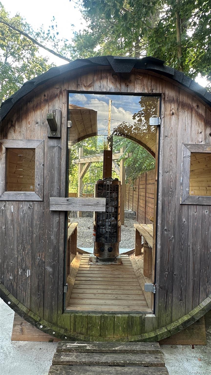 Single Family Main Ulster County, NY 12525, MLS-910012-15